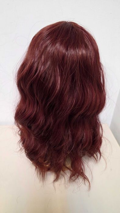 Perucă BARSDAR lace front 46 cm, ondulată, roșu burgundy-arămiu