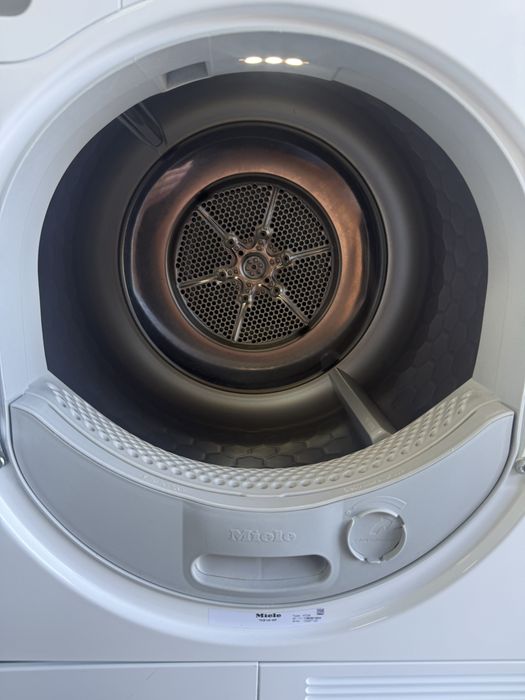 Сушилня Miele T1 Eco 8kg Термопомпа