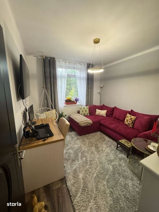 Apartament 2 camere, 54 mp, panorama, curte privata si parcare, zona F