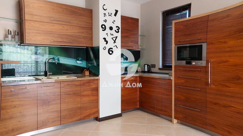 Продава се Тристаен апартамент в с. Лозенец, Област Бургас - 137 кв.м за 1497 €/кв.м - Снимка #2