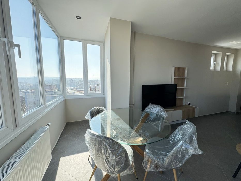 Продава се Тристаен апартамент в Велико Търново, Колю Фичето - 80 кв.м за 1725 €/кв.м - Снимка #2