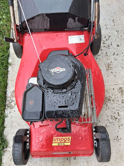 Vând mașină de tuns iarba pe benzină Impos 4620 S.