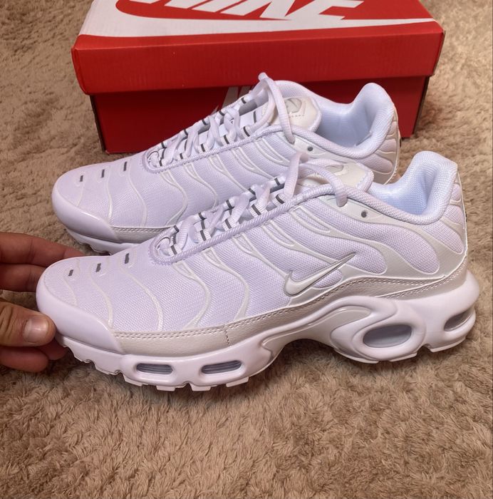 Nike Air Max Plus Triple White