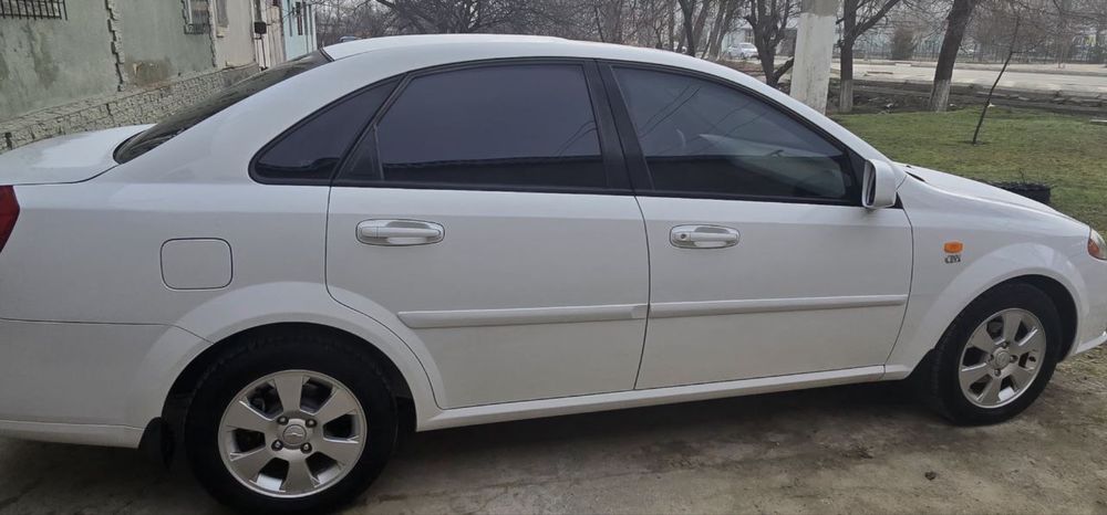 Gentra 3-pozitsa edial navaroti bilan