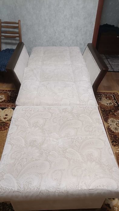 Продам кресло и пуфик