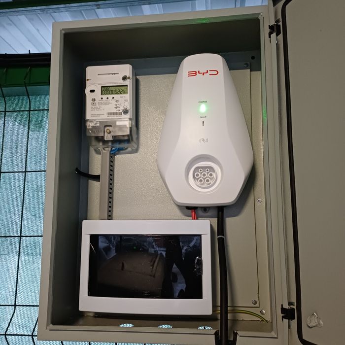 Электромобиль зарядные устройства установить!!!