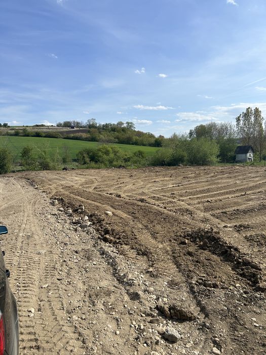 Teren de vanzare colonia