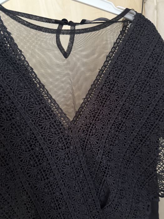 Продам чёрное платье