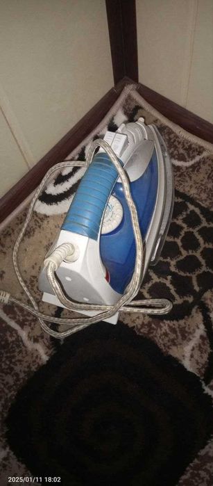 Продаётся утюг VITEK