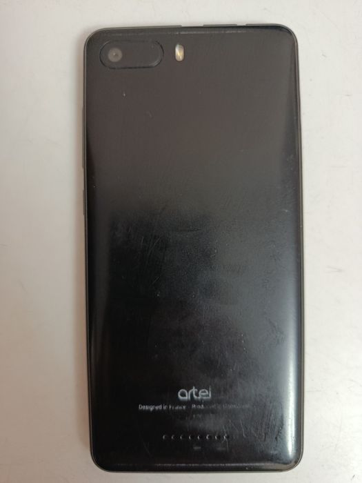 Телефон Artel U3