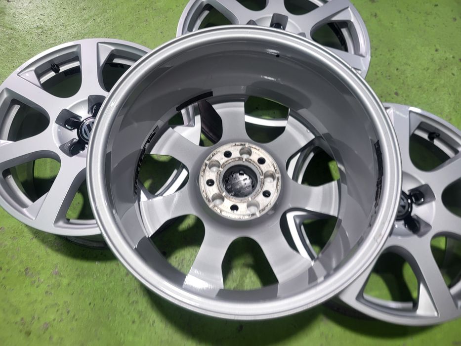 17 5x112 Vw Passat Touran Caddy Golf Tiguan Skoda Audi 5х112