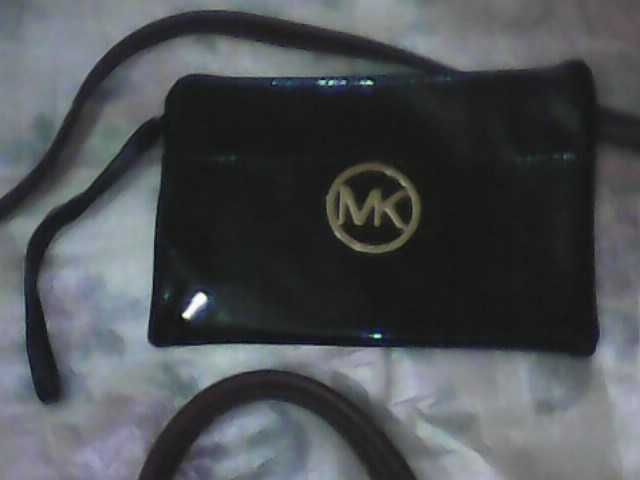 Сумки женские кожаные.