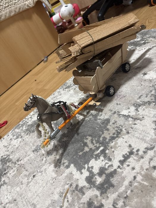 Vand cal de jucarie sau schimb cu un cal de jucarie percheron