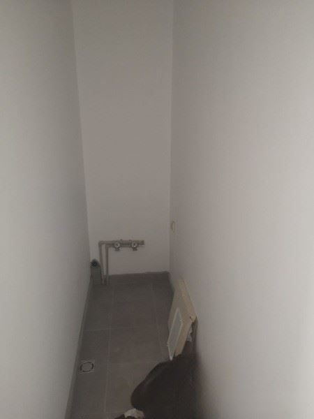 Продава се Двустаен апартамент в София, Надежда 2 - 83 кв.м за 2196 €/кв.м - Снимка #3