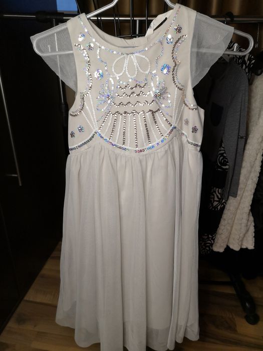 Рокля H	&M 6-7 години