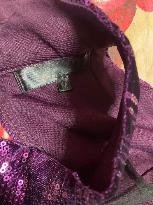 Платье читайте описание