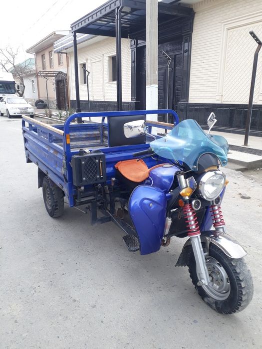 Элдош мотоциклы сотилади