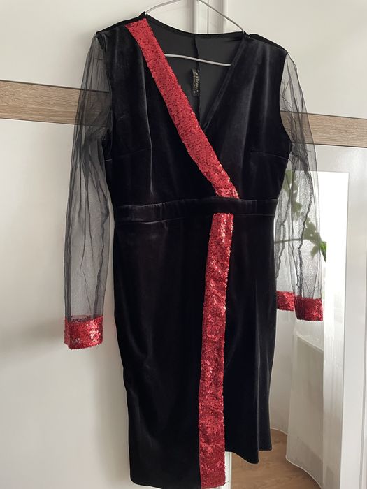 Rochie neagra de catifea