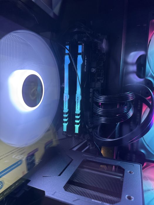 Геймърски компютър 3060 ti 10400F