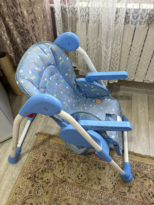 Стульчик детский для кормление