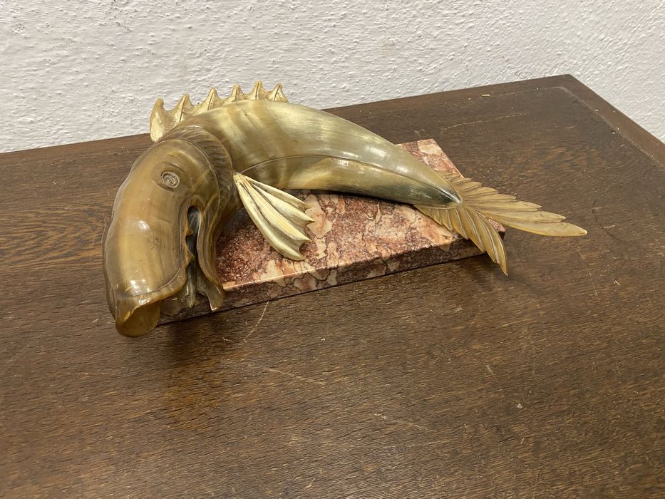 Винтидж фигура риба със скарида рог мрамор Италия 1970