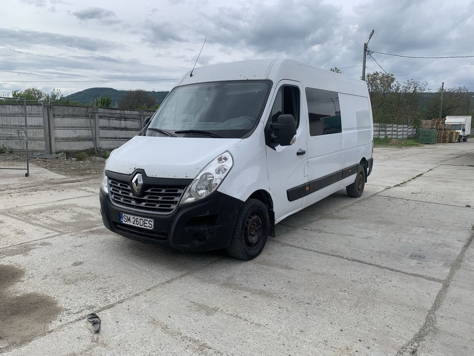 Renault master an 2017 cu 6+1 persoane omologat