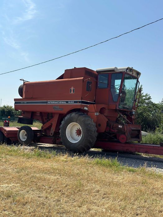 Dezmembrez combină agricolă Case International 1440 - O767 .I62-I69