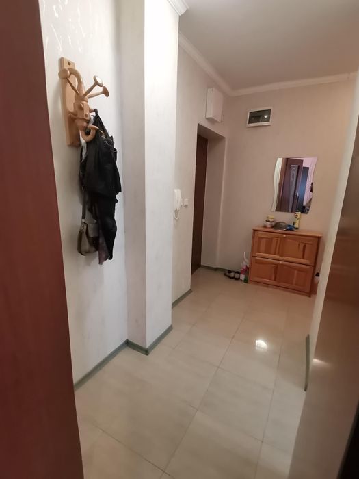 Дава се под наем Двустаен апартамент в Бургас, Лазур - 65 кв.м за 348.84 € - Снимка #2