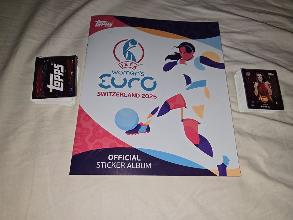 Album complet,nelipit,Topps EuroWomens 2025, 250 lei