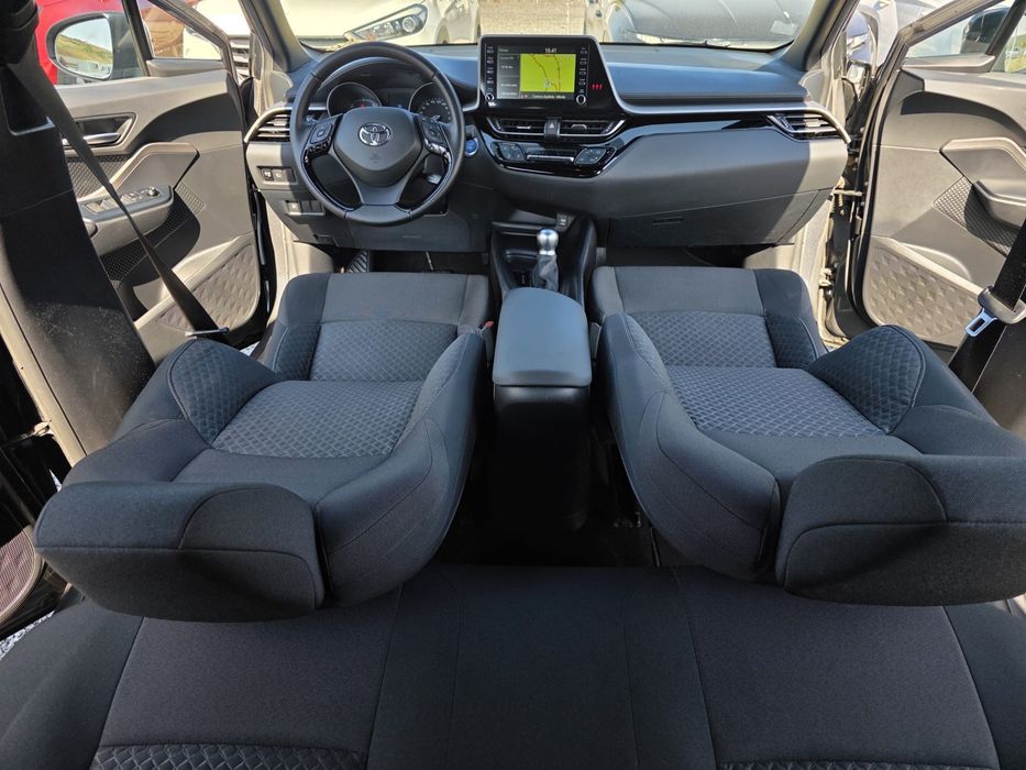 Toyota C-HR //Rate//