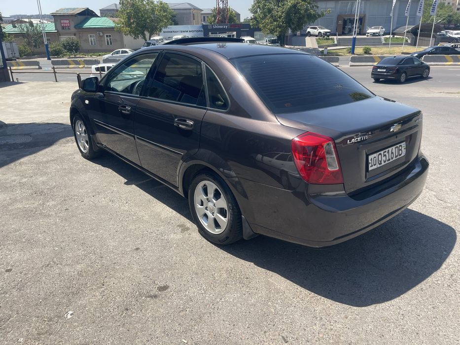 Chevrolet Jentra