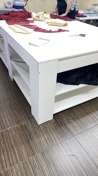 Продам раскроечный стол