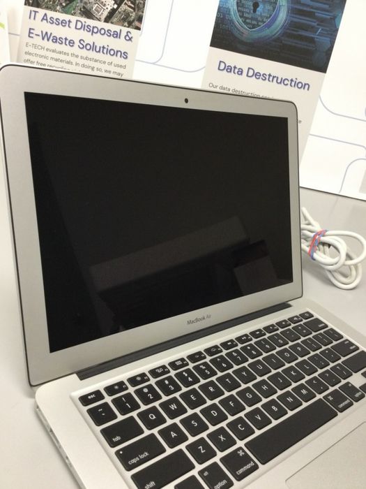 Macbook Air inch