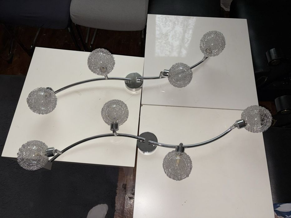 Модерни таванни полилея два броя, с 4 осветителни тела.