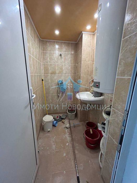 Продава се Тристаен апартамент в Шумен, Куршум чешма - 78 кв.м за 1406 €/кв.м - Снимка #6