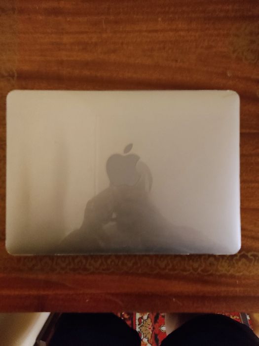 Mac Book pro 13-inch