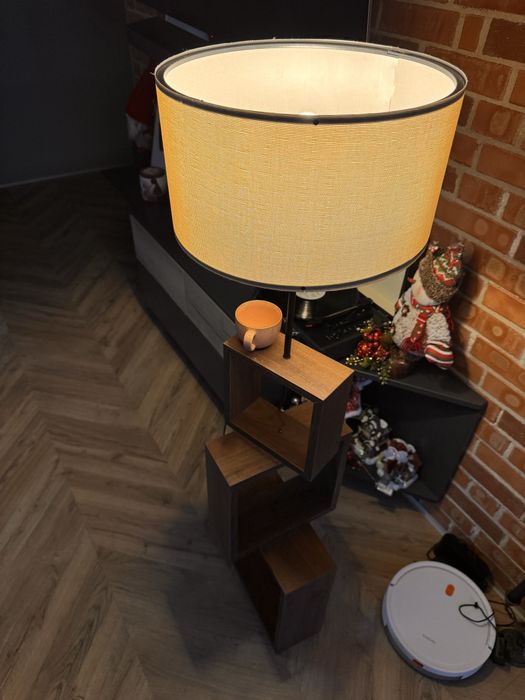 Veioza/ Lampa cu rafturi / etajera / birou / office modulara