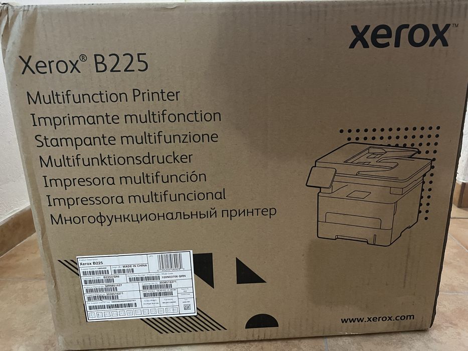 Multifuncțională Laser Monocrom Xerox B225 (Imprimantă, Copiator, Scanner) - Wi-Fi, Sigilată / Nouă