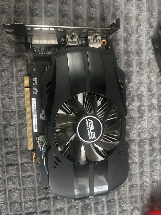 Vand placa video rx 550 phoenix