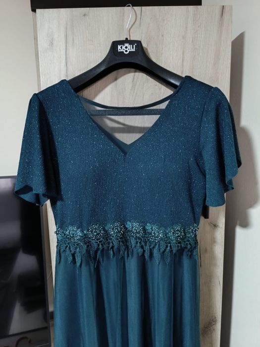 Дамски  рокли.