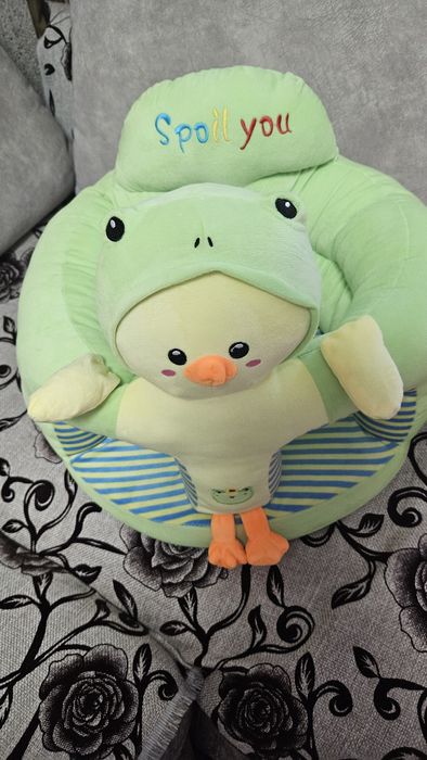 Продам сидушки для малышей