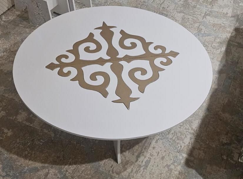 Продам стол круглый