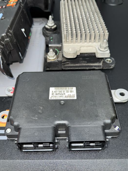 За Smart Fortwo 451 (ECU/SAM)