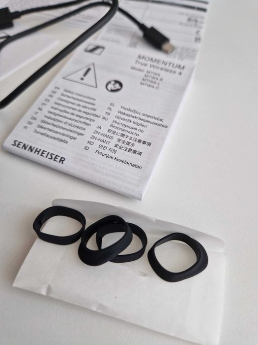 Безжични слушалки Sennheiser MOMENTUM True Wireless 4 Нови Гаранция