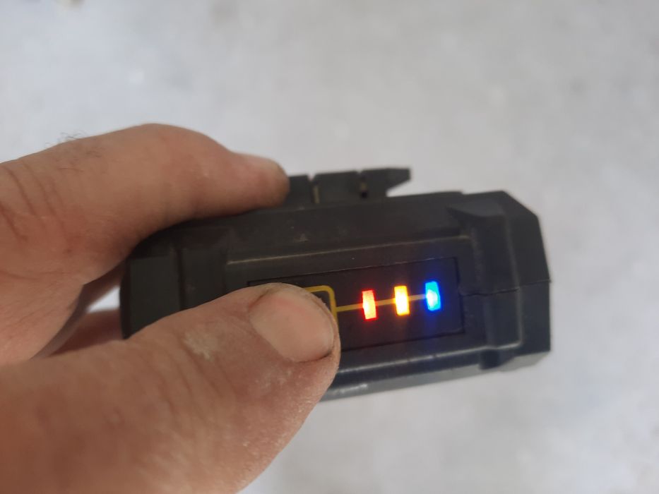 Акумуляторы для шуруповёрта и элктроинструмента.