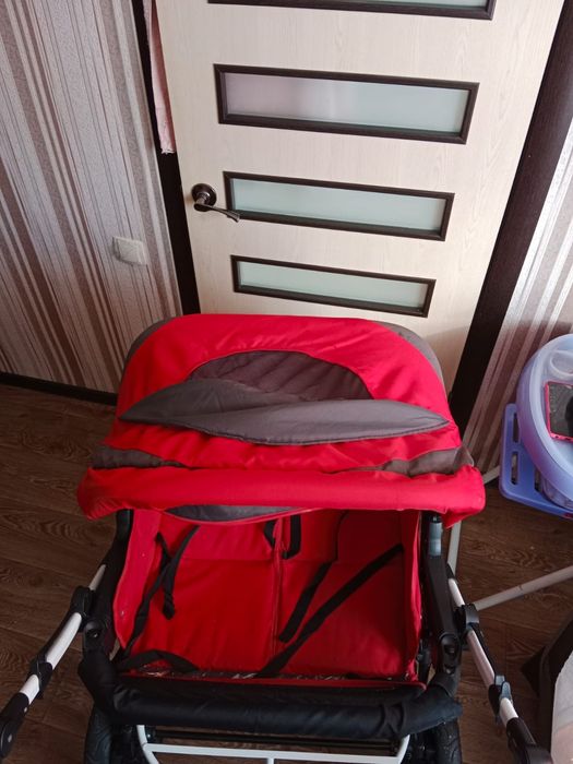 Продам для двойняшек коляску