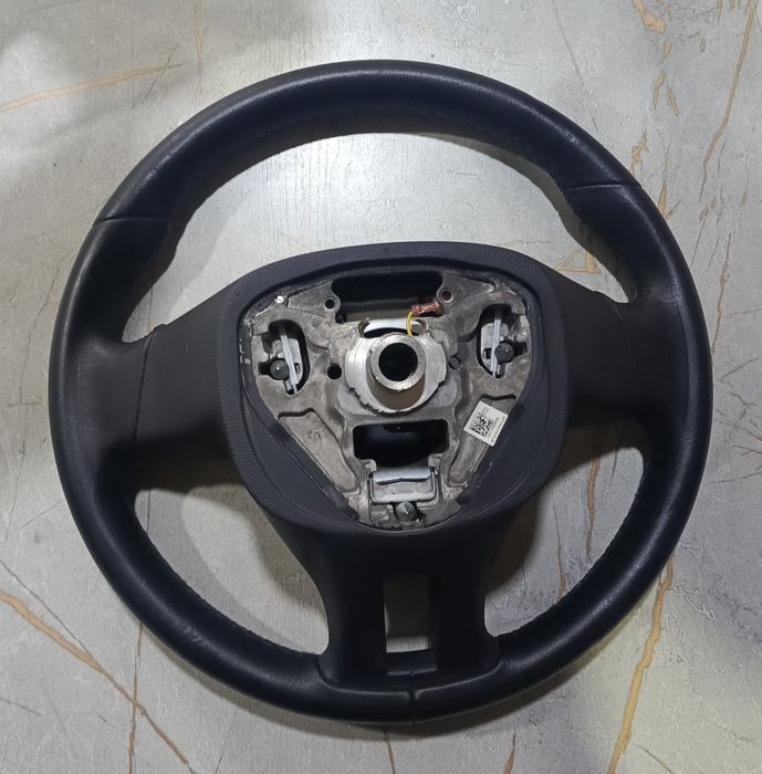 Продам руль Chevrolet  Lexus