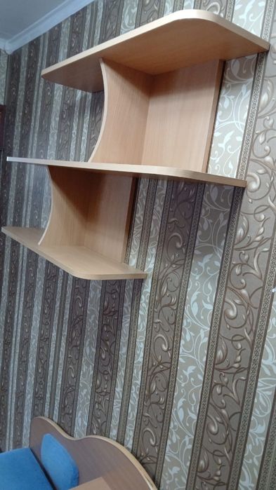 Продам тумбу под телефон и полку