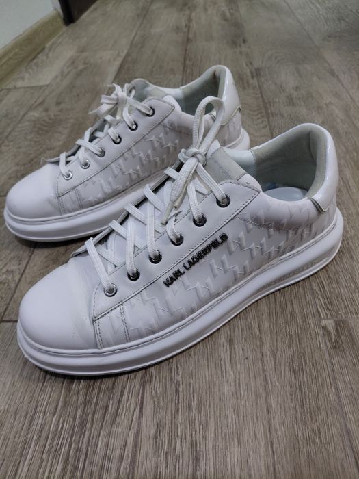 Мъжки кецове Карл Лагерфелд