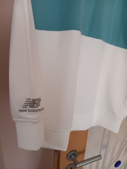 "Nike" суичер р-р S.  "New balance"
